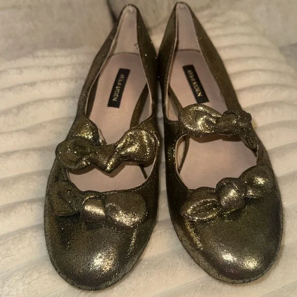 Ava & Aiden Gold Bow Flats - Picture 10 of 12